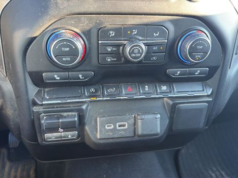 Used 2021 Chevrolet Silverado 1500 LT RWD image 13