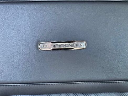 Used 2025 Ford Expedition Platinum AWD/4WD image 74