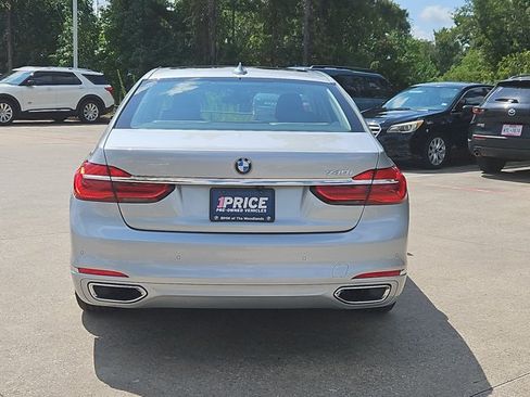 Used 2019 BMW 740i w/ Cold Weather Package RWD image 7