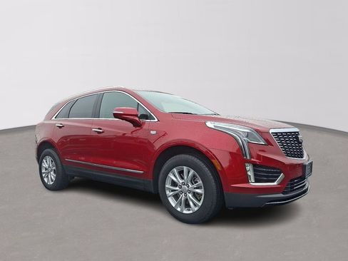 Certified 2024 Cadillac XT5 Luxury AWD/4WD image 3