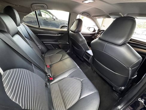 Used 2021 Toyota Camry SE FWD image 46
