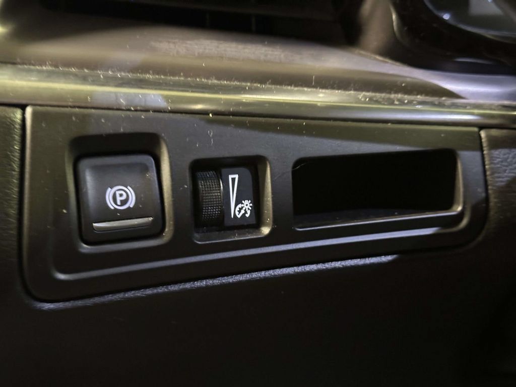 Used 2019 Cadillac XT5 Luxury FWD image 22