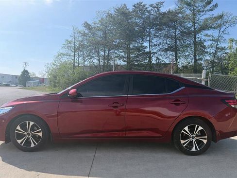 Used 2020 Nissan Sentra SV w/ Electronics Package image 2