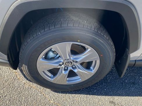 New 2025 Toyota RAV4 LE image 18