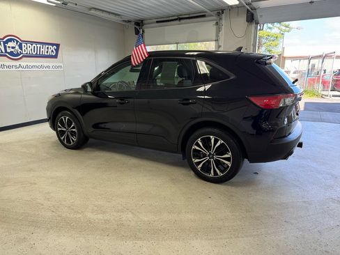 Used 2021 Ford Escape SEL w/ SEL Stealth AWD Package image 3
