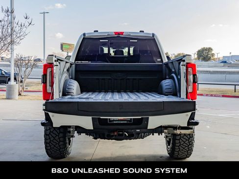 Used 2025 Ford F350 Platinum w/ Tremor Off-Road Package image 9