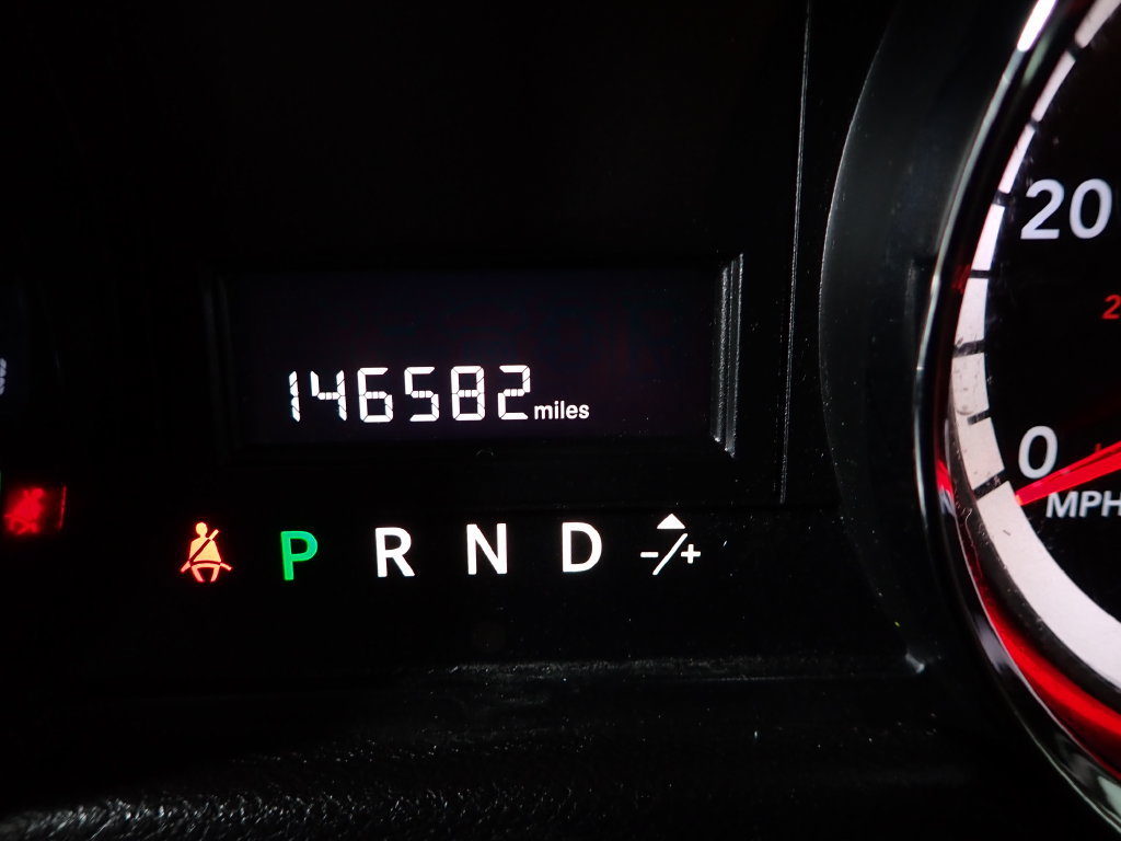 Used 2015 Dodge Grand Caravan SXT FWD image 39