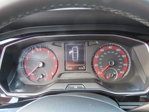 Used 2019 Volkswagen Jetta SE w/ Cold Weather Package image 25