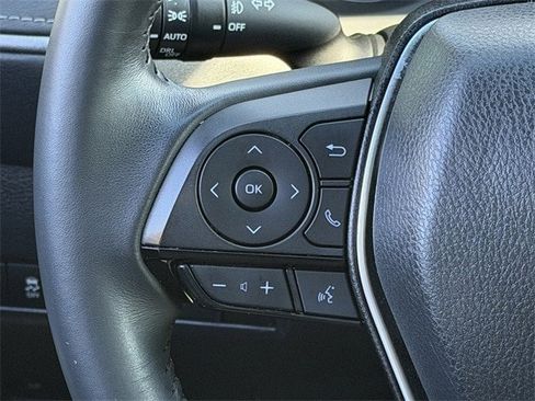 Certified 2024 Toyota Venza XLE image 14