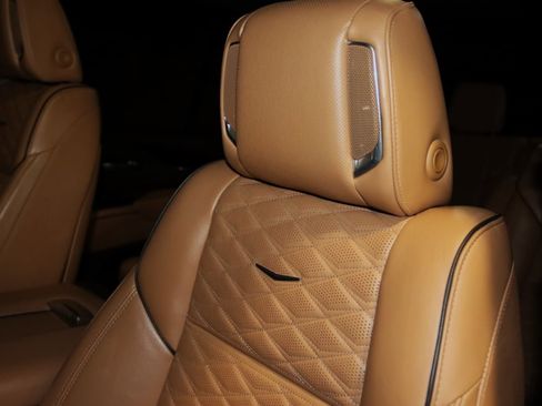 Used 2022 Cadillac Escalade Sport w/ Touring Package image 8