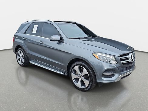 Used 2017 Mercedes-Benz GLE 350 image 3