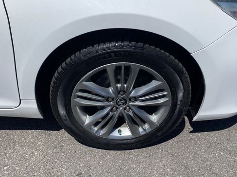 Used 2015 Toyota Camry SE FWD image 28