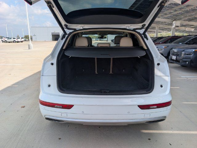Used 2018 Audi Q5 2.0T Premium Plus w/ Premium Plus Package AWD/4WD image 30
