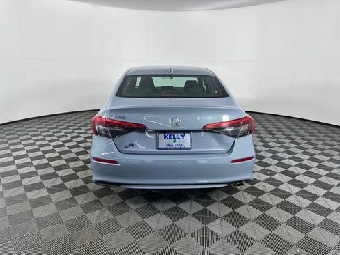 Used 2023 Honda Civic Sport image 6