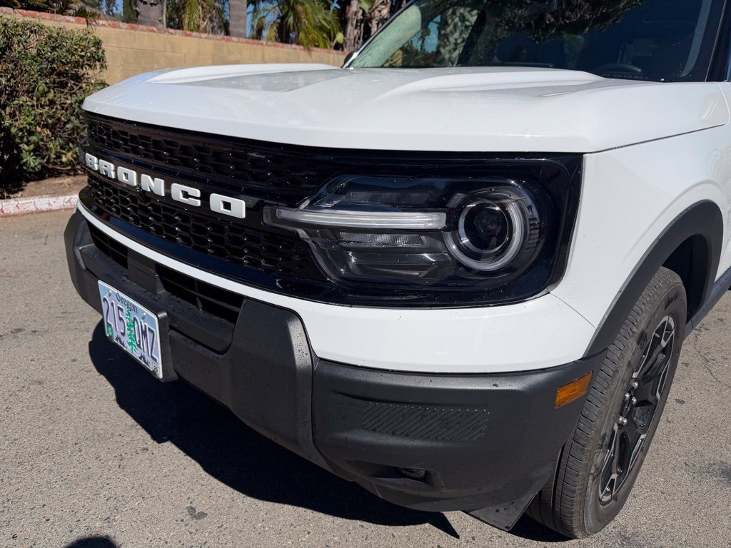Used 2025 Ford Bronco Sport Outer Banks AWD/4WD image 6