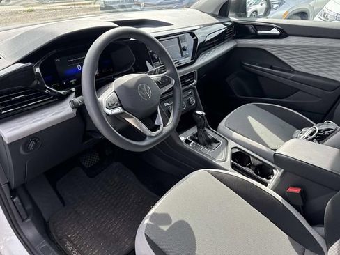 Used 2022 Volkswagen Taos S image 13