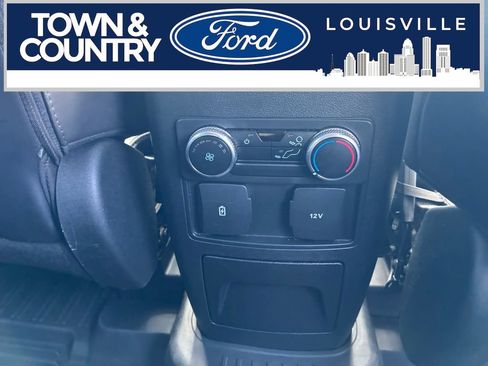 Used 2023 Ford Explorer XLT w/ Equipment Group 202A RWD image 21