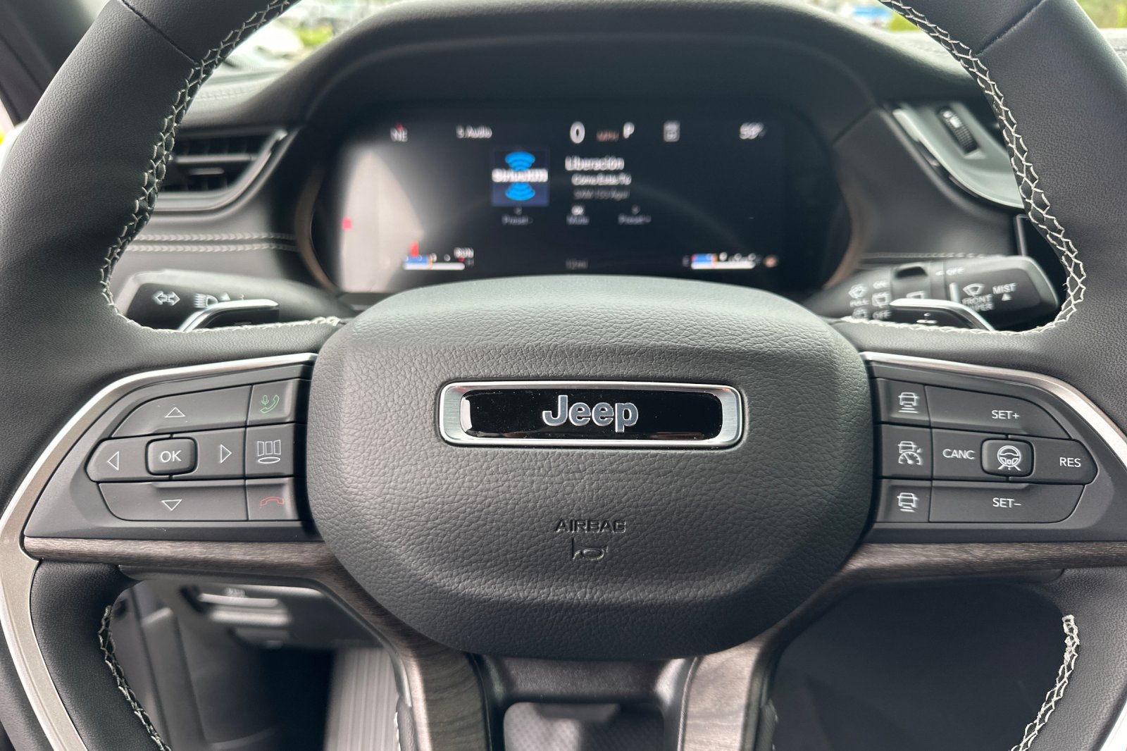 New 2026 Jeep Grand Cherokee Altitude AWD/4WD image 23