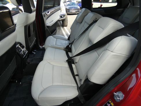 Used 2019 Mercedes-Benz GLS 550 4MATIC image 62