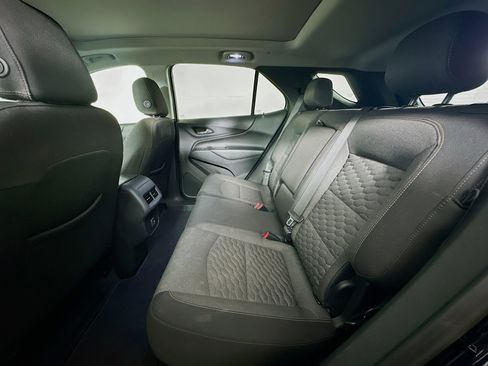 Used 2021 Chevrolet Equinox LT image 27