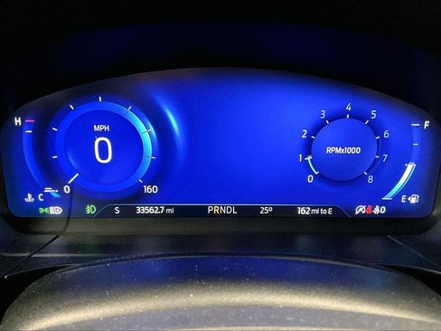 Used 2022 Ford Escape Titanium w/ Class II Trailer Tow Package image 19