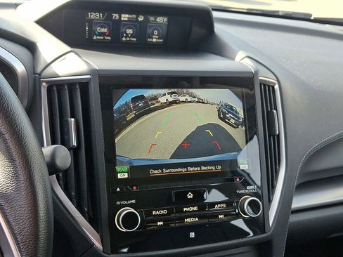 Used 2022 Subaru Impreza 2.0i Limited image 18