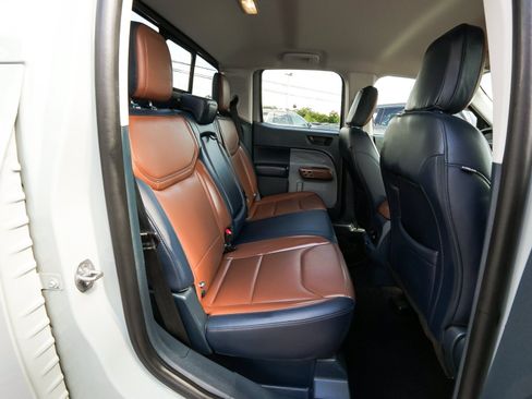 Used 2023 Ford Maverick Lariat w/ Lariat Luxury Package AWD/4WD image 43