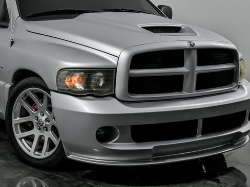 Used 2004 Dodge Ram 1500 Truck 2WD Regular Cab image 2