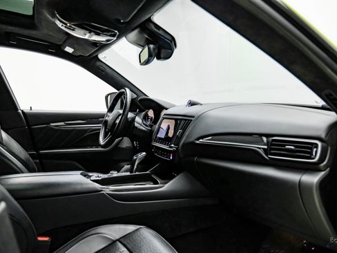 Used 2021 Maserati Levante S GranSport image 47