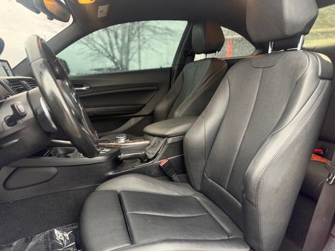 Used 2016 BMW 228i 228i 2dr Coupe SULEV w/ M Sport Package image 10