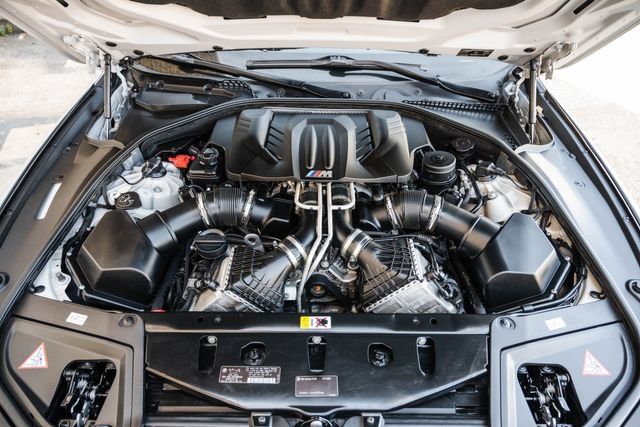 Used 2013 BMW M5 RWD image 76