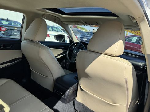 Used 2015 Lexus IS 250 AWD w/ Navigation System Package image 16