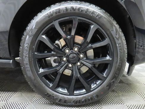 Used 2025 Ford Expedition Max Platinum AWD/4WD image 10