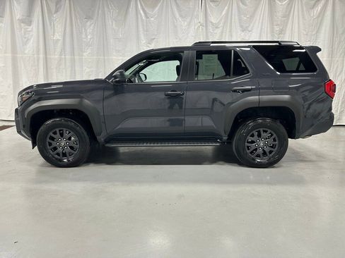 Used 2025 Toyota 4Runner SR5 image 4