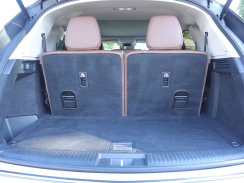 Used 2024 Acura MDX SH-AWD w/ Technology Package image 15