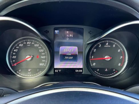 Used 2019 Mercedes-Benz GLC 300 image 26