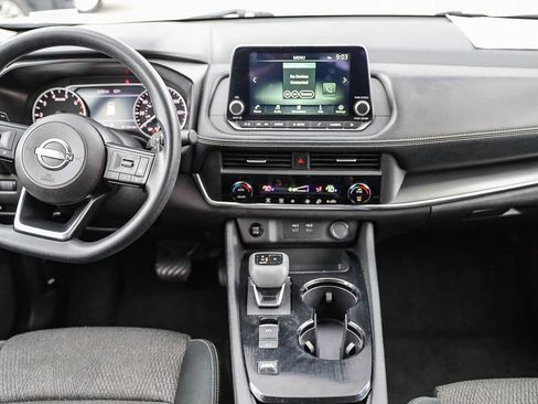 Used 2024 Nissan Rogue SV FWD image 13