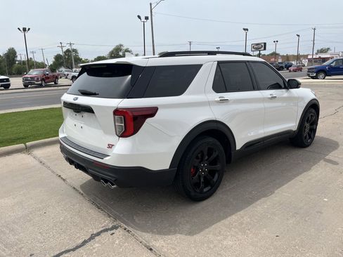 Used 2023 Ford Explorer ST w/ Equipment Group 401A AWD/4WD image 4