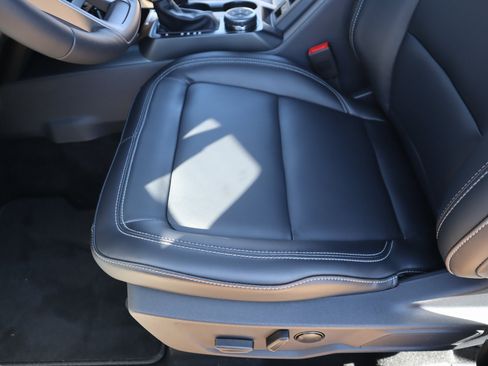 New 2025 Ford Bronco Outer Banks w/ Sasquatch Package image 12