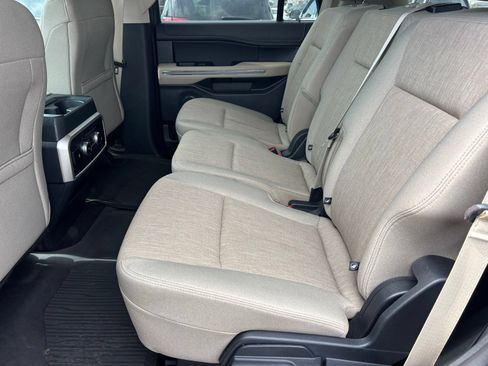 Used 2022 Ford Expedition XLT AWD/4WD image 13