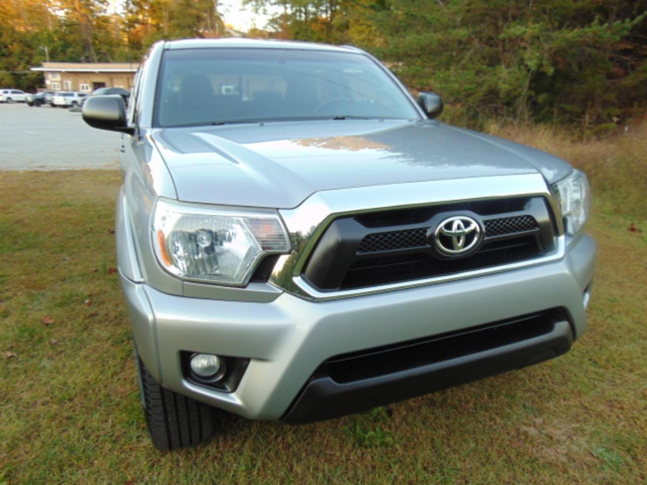 Used 2014 Toyota Tacoma 4x4 Double Cab w/ TRD Off-Road Package image 22