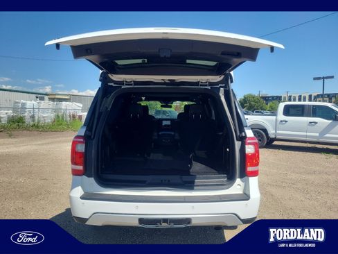 Used 2021 Ford Expedition XLT AWD/4WD image 33