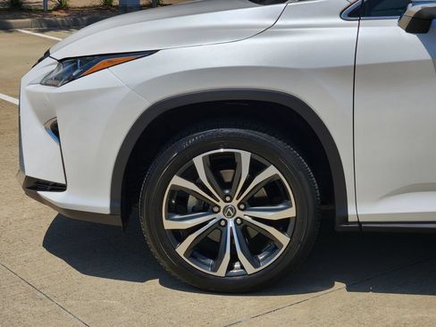 Used 2018 Lexus RX 350 FWD w/ Premium Package image 8