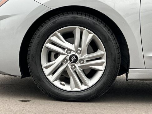 Used 2020 Hyundai Elantra Value Edition FWD image 34