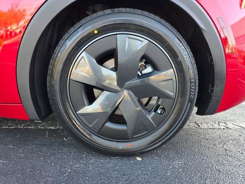 New 2026 Toyota Prius LE image 19