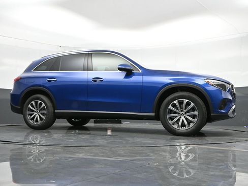 New 2025 Mercedes-Benz GLC 300 GLC 300 image 40
