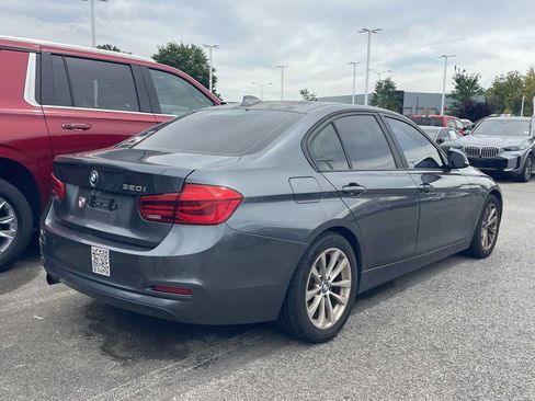 Used 2016 BMW 320i Sedan RWD image 6