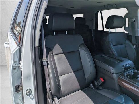 Used 2016 GMC Yukon SLT AWD/4WD image 20