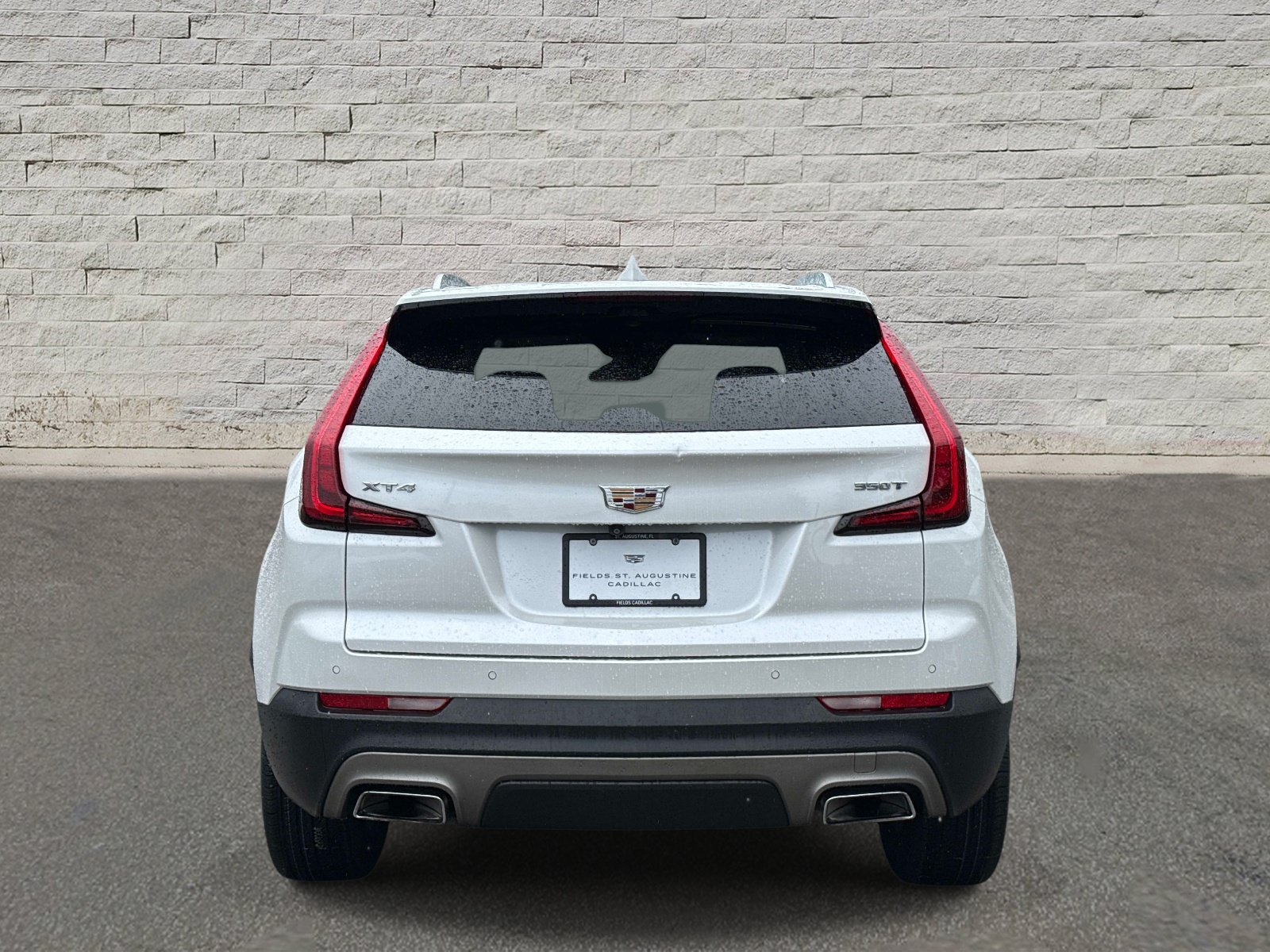 Used 2020 Cadillac XT4 Premium Luxury w/ Enhanced Visibility Package FWD image 4
