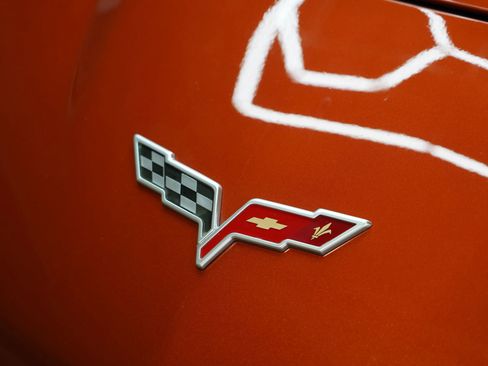 Used 2006 Chevrolet Corvette Coupe w/ Preferred Equipment Group image 27